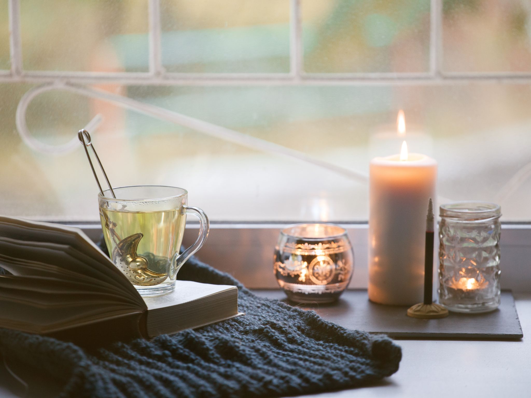 embracing-hygge-cultivate-cosiness-and-contentment